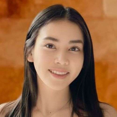 Gina Tan Yoga instructor